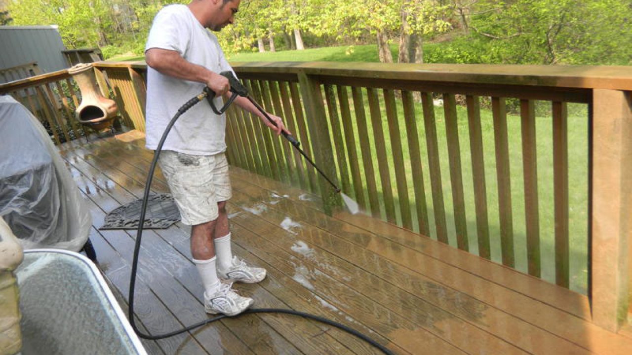 What Differences are there Exactly between Power and Pressure Washing?